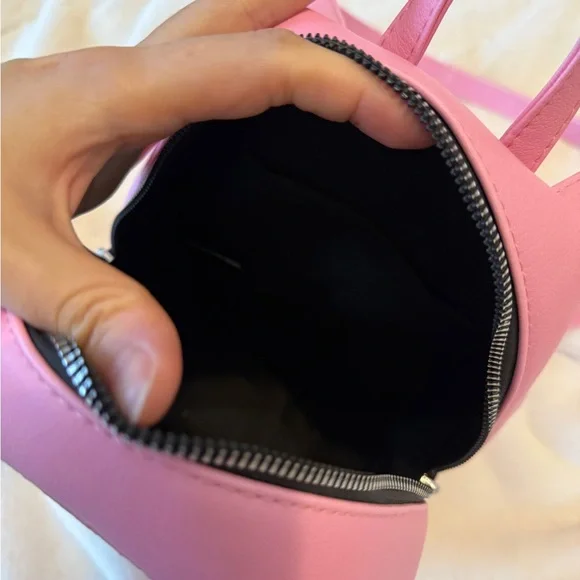 Monster High Pink Coffin Backpack - Picture 5 of 7